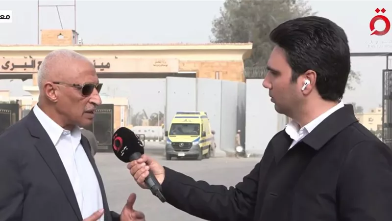 حفظت أسماءهم وقصصهم.. محافظ سيناء يوضح علاقته بـ1200 فلسطيني بمصر| فيديو