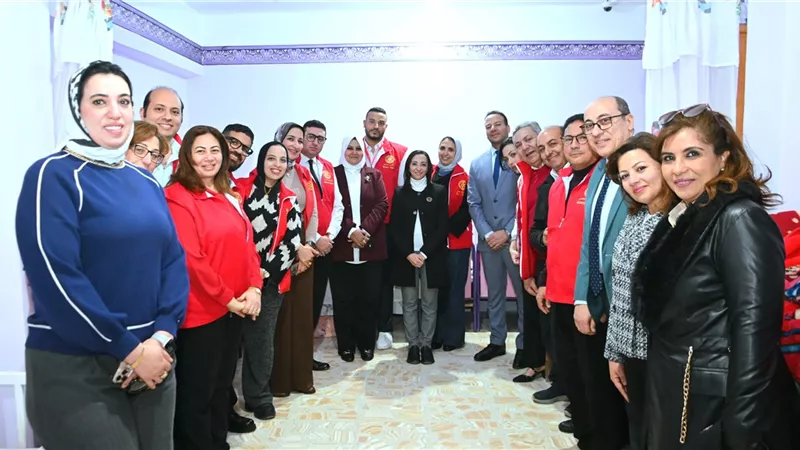 محافظ البحيرة تتفقد مركز رعاية الأطفال المعثور عليهم بدار الهلال بدمنهور