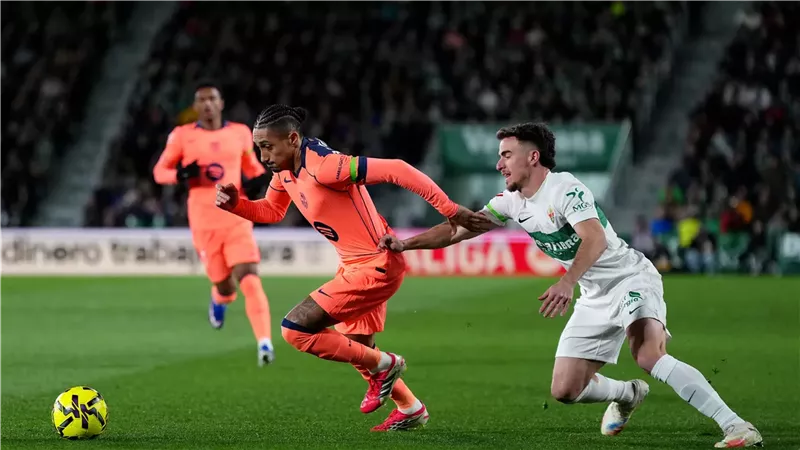 برشلونة يعلن تفاصيل إصابة رافينيا وغيابه عن مواجهة ألباسيتي