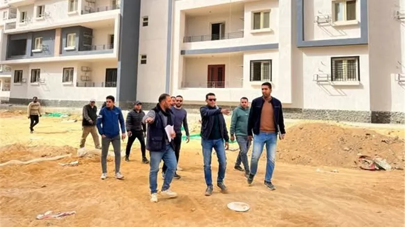 رئيس حدائق العاصمة يوجه بسرعة الانتهاء من تسليم الوحدات لمستحقيها