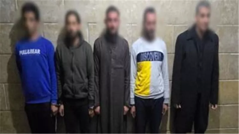 بين مادة مشتعلة و