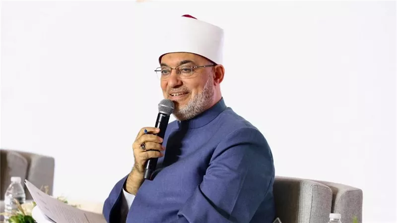 مفتي الجمهورية: تمكين المرأة خط الدفاع الأول في مواجهة الفكر المتطرف