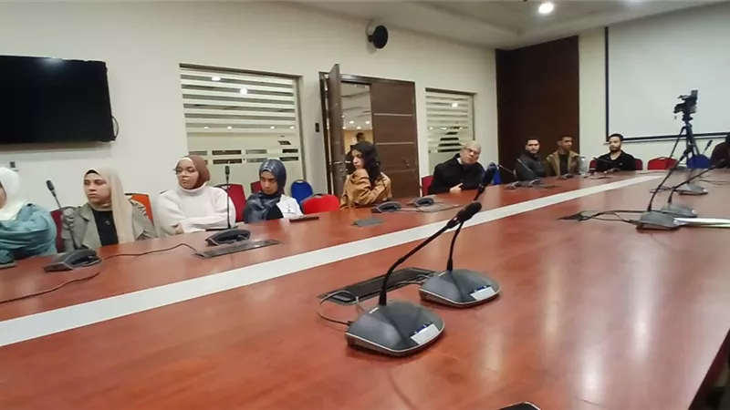 جامعة العاصمة تشارك في اللقاء الثامن للشعراء وتؤكد دعمها للإبداع الأدبي