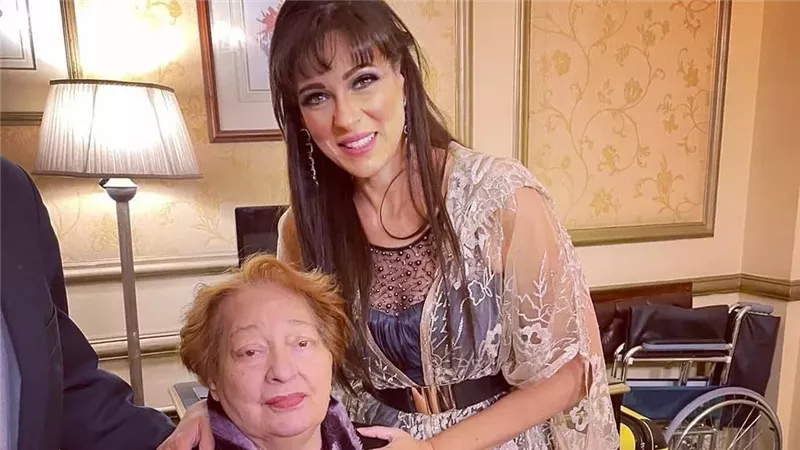 نقابة المهن التمثيلية تنعى والدة الفنانة نورهان وتعلن مكان الجنازة