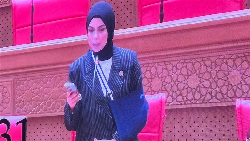 أول ظهور للنائبة سجى عمرو هندي بالبرلمان بعد تعرضها لحادث سير