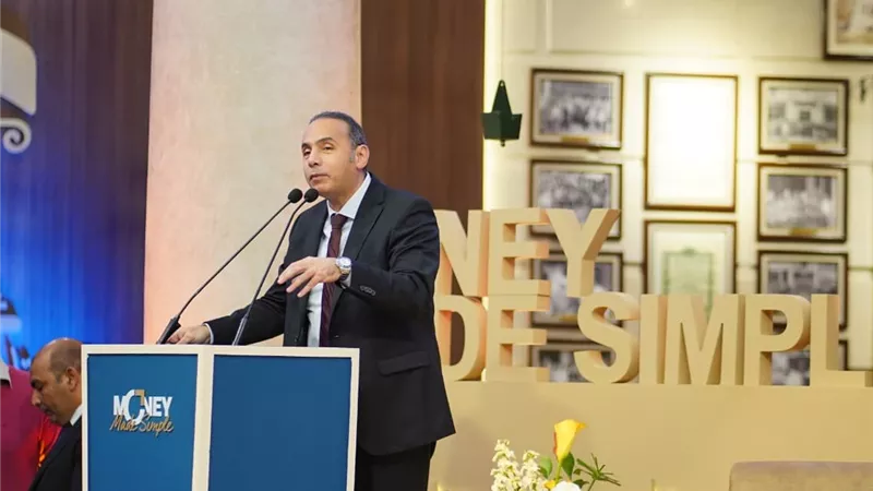 الاستثمار أسهل من أي وقت.. رئيس البورصة يكشف خطط توسيع قاعدة المستثمرين