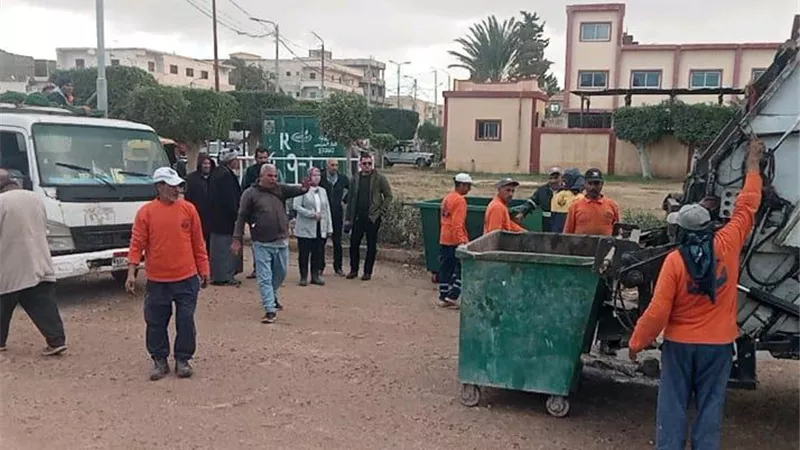 لتعود عروس البحر.. الإسكندرية توزع 75 حاوية وسلال مخلفات على شوارع المدينة