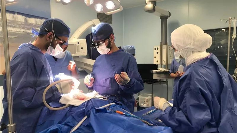 مستشفي جامعة قناة السويس تستئصل ورم في المخ باستخدام تقنية النوم 