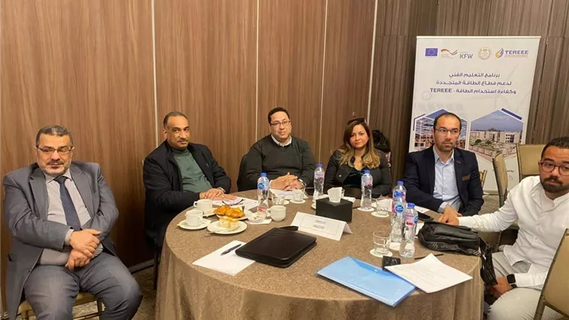 جامعة طيبة التكنولوجية تشارك بفعاليات الأطر العامة لمناهج تميز الطاقة