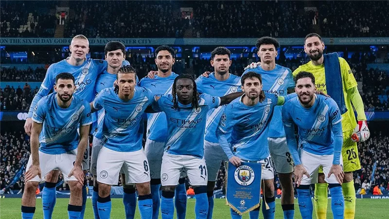عمر مرموش في تشكيل مانشستر سيتي المتوقع أمام نيوكاسل