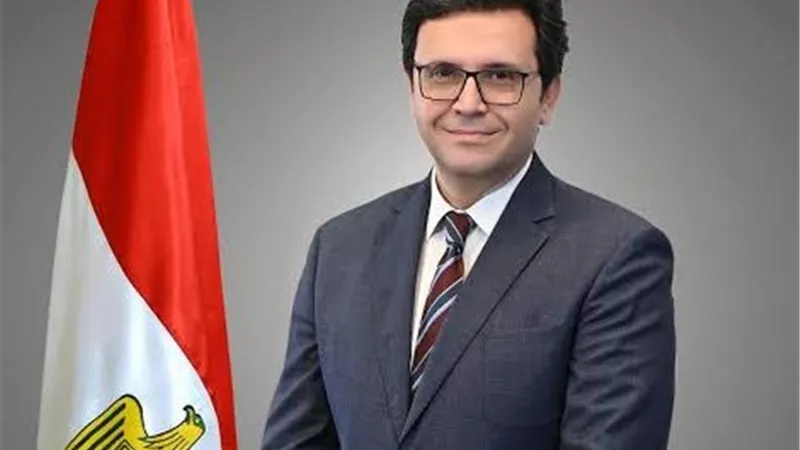 مفتي الجمهورية يهنئ وزير الثقافة بنجاح معرض الكتاب