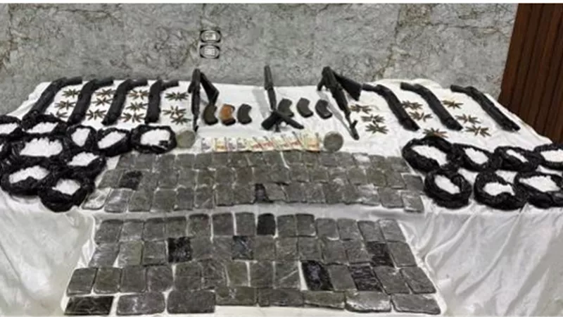أكشن في الصعيد.. مصرع 4 عناصر جنائية بعد مطاردة شرسة وإطلاق نار مباشر 