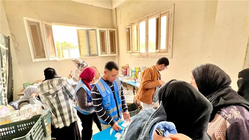 جامعة قناة السويس تطلق قافلة تنموية شاملة لخدمة أهالي حي الجناين بالسويس
