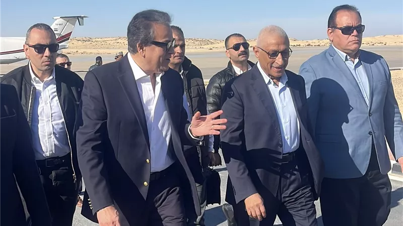 وصول وزير الصحة لتفقد معبر رفح ومستشفيي الشيخ زويد والعريش