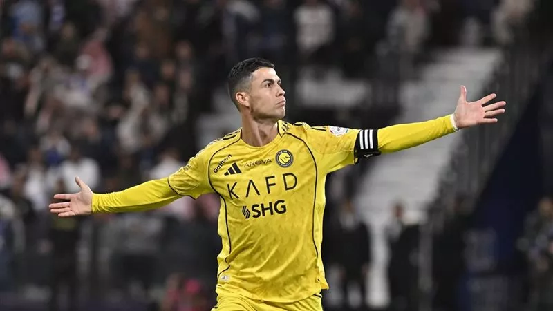 رونالدو يعود لتدريبات النصر بعد احتجاجه على السياسات التعاقدية