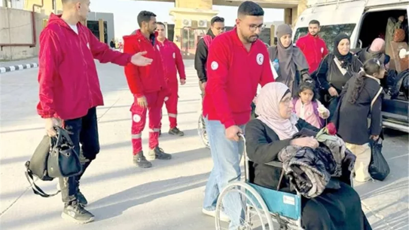 لحظة توجه الدفعة الرابعة من المتعافين الفلسطينيين إلى غزة|فيديو