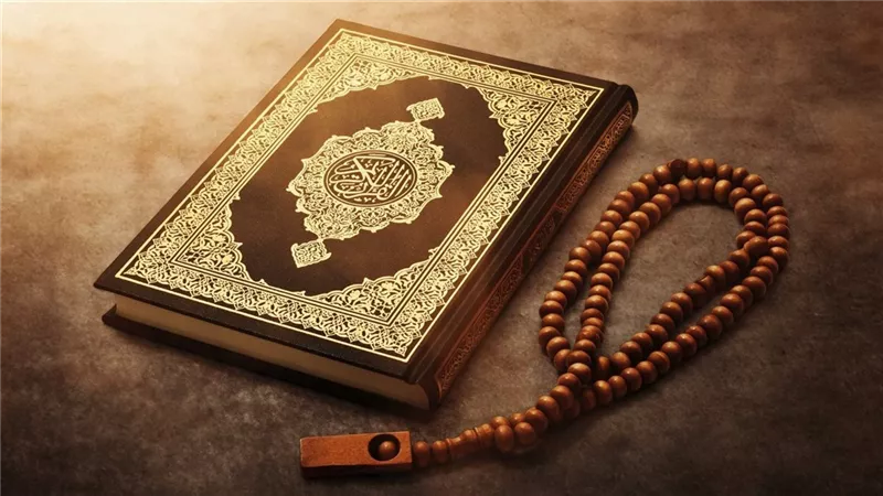 فاستمعوا له وأنصتوا.. الأزهر يكشف عن آداب التعامل مع القرآن وكيفية تعظيمه