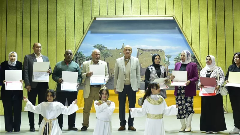 محافظ الأقصر يشهد تدشين مبادرتي «بناء جيل واعي» و«رواد العمل السكاني»
