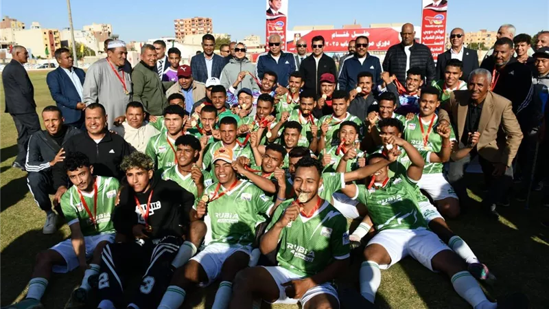 وزير الرياضة يشهد نهائي دوري مراكز الشباب باستاد الوادي الجديد|صور