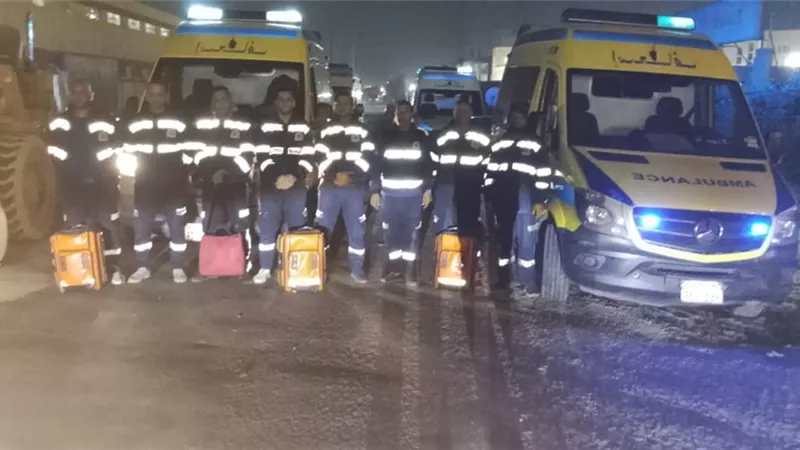 «جحيم في قلعة الأخشاب».. رفع درجة الاستعداد للقصوى بمحيط حريق مصانع الشاهد