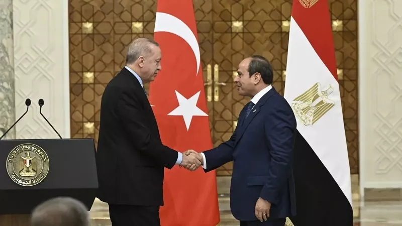 خبير: التعاون بين القاهرة وأنقرة دفعة جديدة للاستثمار الإقليمي|فيديو