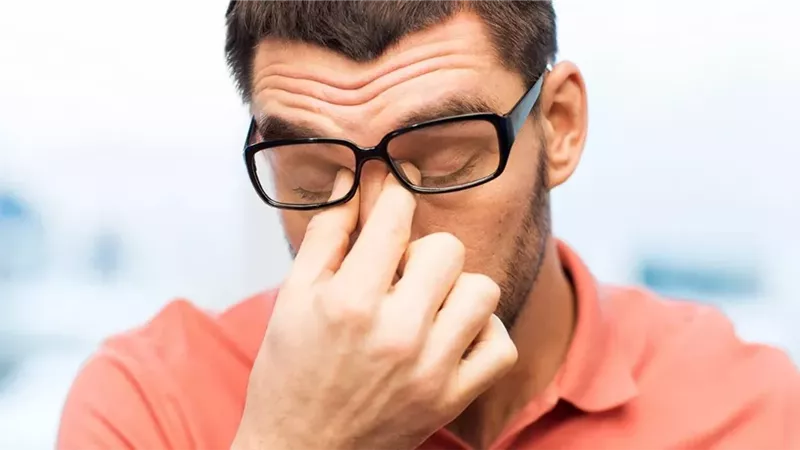 سبب تشوش الرؤية في الشتاء.. هل هو إعتام عدسة العين؟