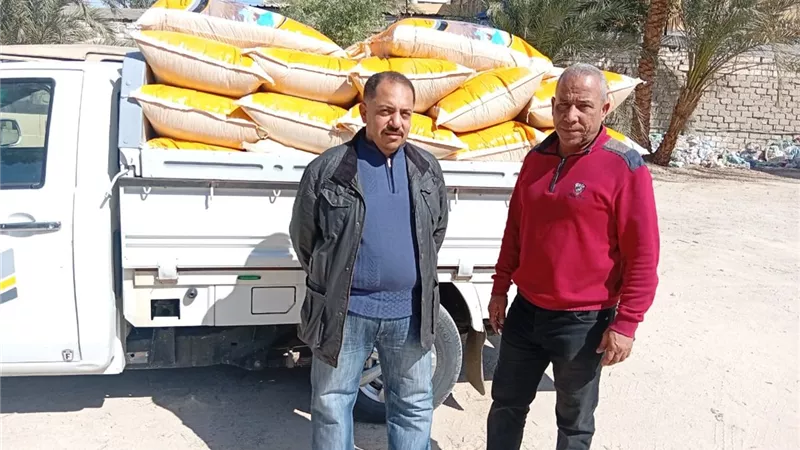 التحفظ على 5 أطنان أعلاف في مصنع بدون ترخيص بأسيوط