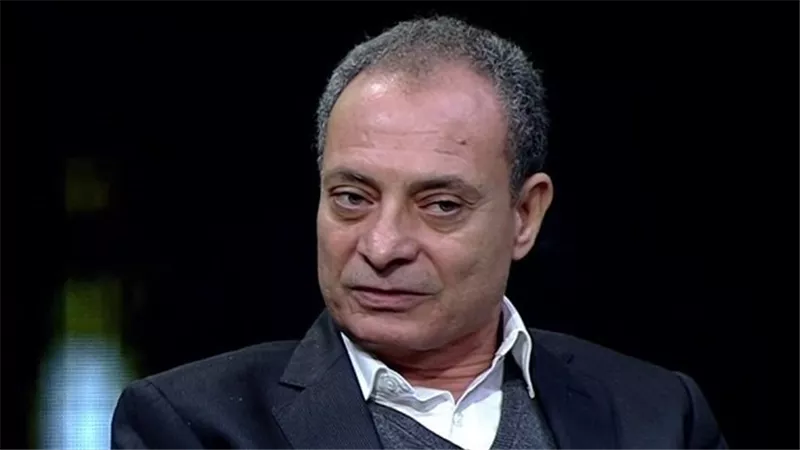حسين حمودة: الإبداع الأدبي فردي والذكاء الاصطناعي لا يخلق روح العمل|خاص