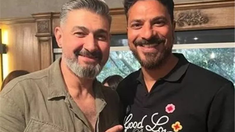 ياسر جلال ومصطفى أبوسريع يغنيان لميادة في كواليس مسلسل 