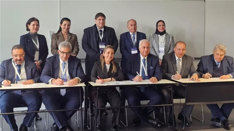 جامعة الإسكندرية تشارك في اليوم العلمي والأكاديمي المصري الفرنسي بباريس