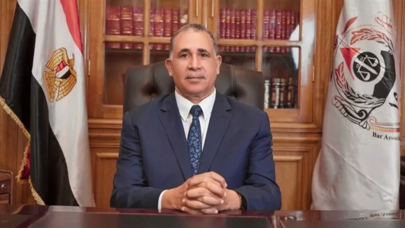 «نقيب المحامين» يتفقد تجهيزات المقر الجديد استعدادًا لافتتاحه