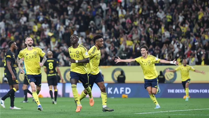 النصر يتخطى عقبة اتحاد جدة ويشعل صراع الصدارة في الدوري السعودي