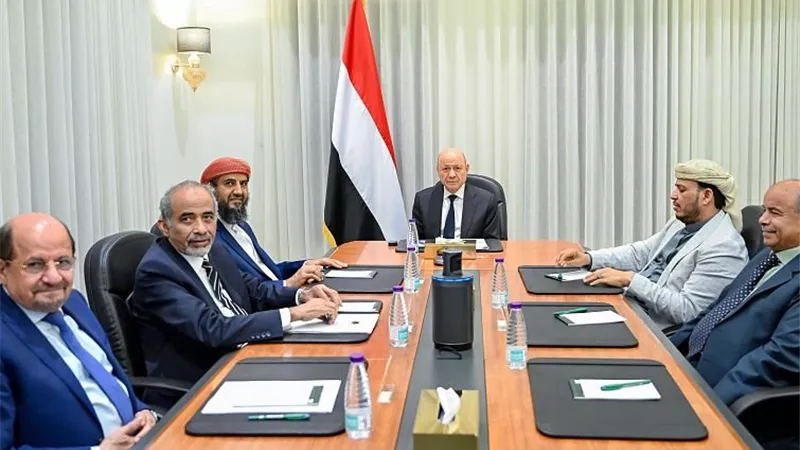 بالأسماء.. تشكيل حكومة يمنية جديدة برئاسة شائع الزنداني