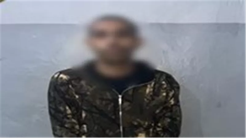 خلافات الجيرة تحولت إلى بركة دم.. اعتداء عاطل على سيدة ونجلها بالمنزلة