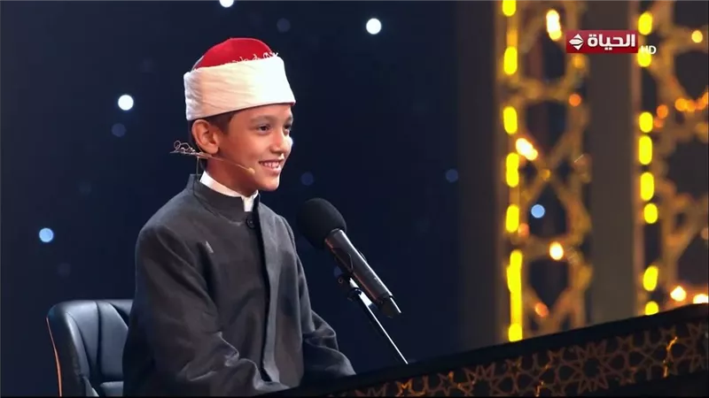 150 ألف جنيه.. عمر علي عوض متسابق دولة التلاوة يحصد جائزة الغصن الذهبي 