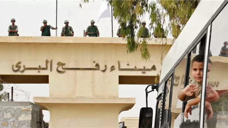 خبير سياسي: فتح معبر رفح من الجانبين خطوة حاسمة نحو السلام|فيديو