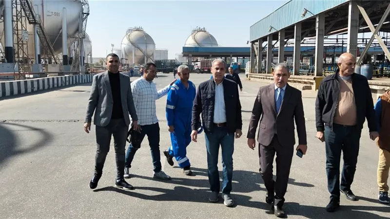 محافظ أسيوط يوجه بتشديد الرقابة على الأسواق ومنظومة البوتاجاز في رمضان