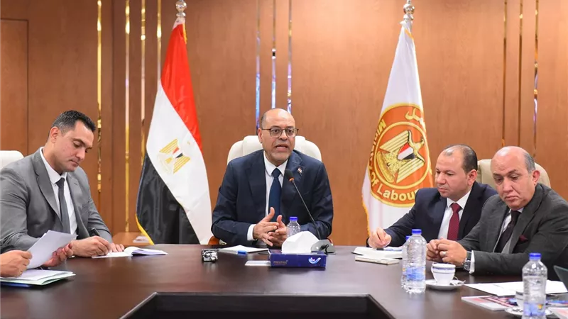 وزارة العمل في أسبوع.. خارطة طريق لعمالة عالمية وتنظيم نقابي جديد