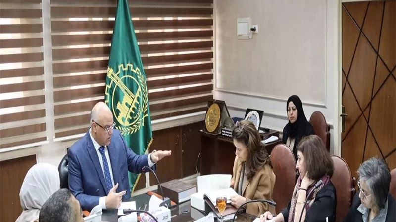 بعثة البنك الدولي تتابع تنفيذ مشروع إدارة تلوث الهواء والمخلفات بالقليوبية