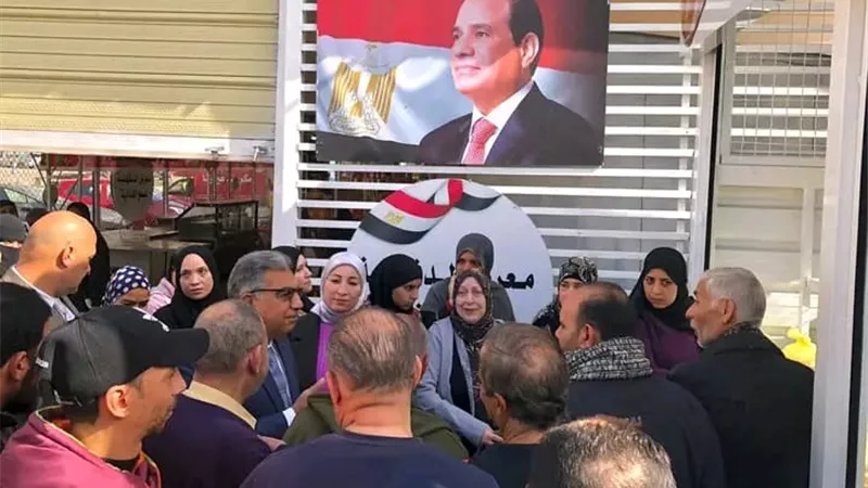 محافظ الدقهلية يفتتح منفذا جديدا للخبز المدعم بالمعرض الدائم لتخفيف الزحام