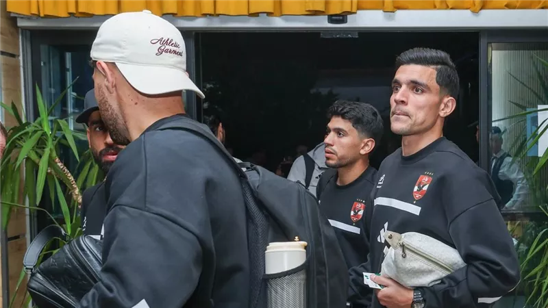 الأهلي يحدد موعد العودة من الجزائر بعد موقعة شبيبة القبائل 