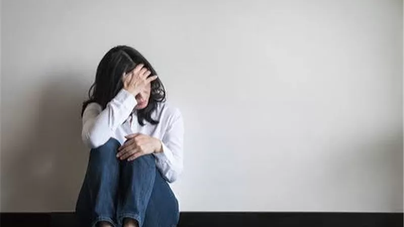 هل يؤثر الاكتئاب على عظامك؟.. دراسة تكشف العلاقة 