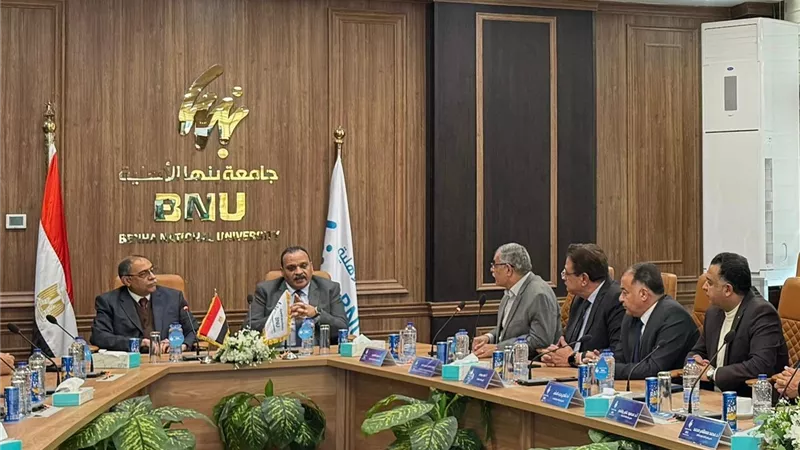 رئيس جامعة بنها الأهلية يبحث مع مسؤولي شركة وادي النيل مشروع تطبيق «ERP»