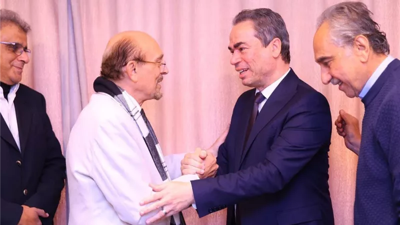 بعد لقائه بالمسلماني.. عودة محمد صبحي لماسبيرو بمسلسل إذاعي جديد