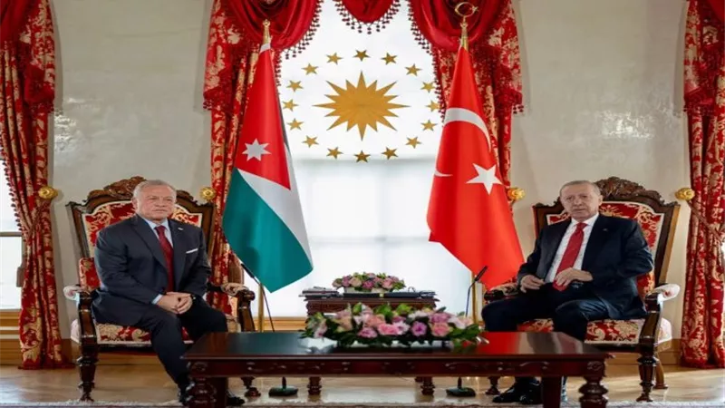 عبد الله الثاني وأردوغان يبحثان ملفات سوريا وغزة وإيران