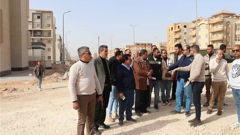 رئيس جهاز 6 أكتوبر: يتفقد محور علاء عبد العزيز ومشروعات الإسكان بالمدينة