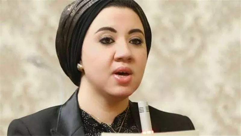 أميرة صابر تنهي الجدل: التبرع بالجلد اختياري ومجاني وبموافقة كتابية