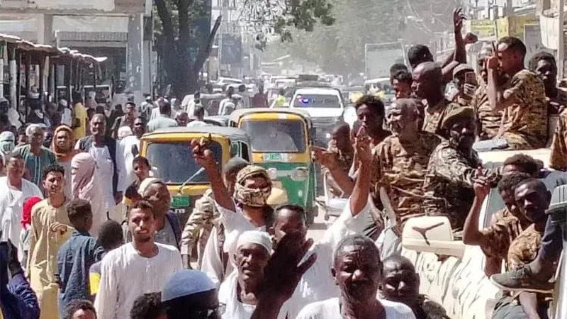 مسيرة جماهيرية كبرى بالسودان للاحتفال بانتصارات الجيش في كردفان| صور 