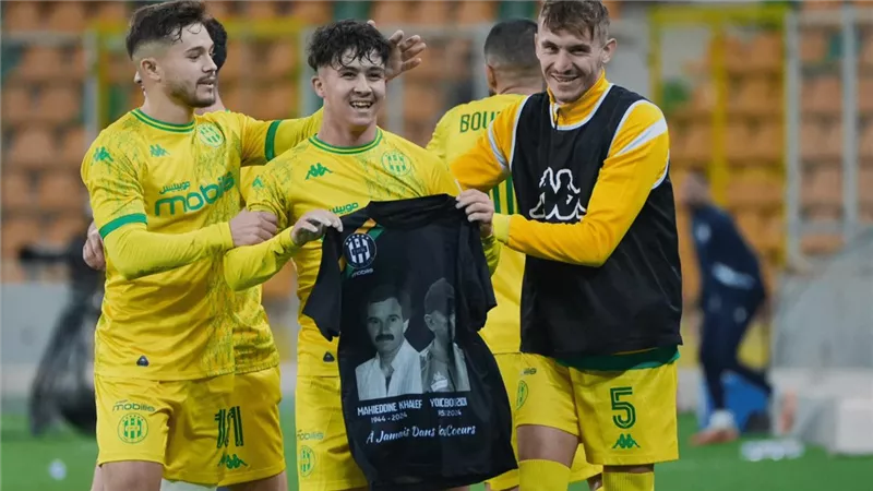 لاعب شبيبة القبائل يعتذر للجماهير بعد وداع دوري أبطال أفريقيا