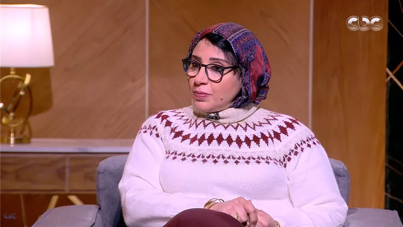 فنانة تشكيلية: بداية اللوحة لا تشبه نهايتها لهذا السبب|فيديو